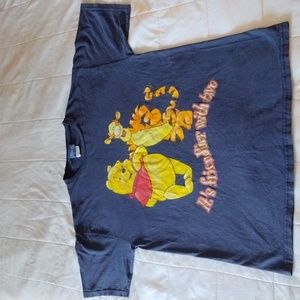 Vintage navy blue Winnie the Pooh & tiger t shirt